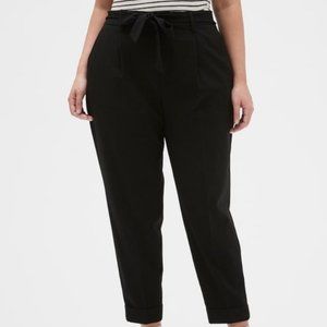 Banana Republic Women’s Tie Waist Tapered Pant.